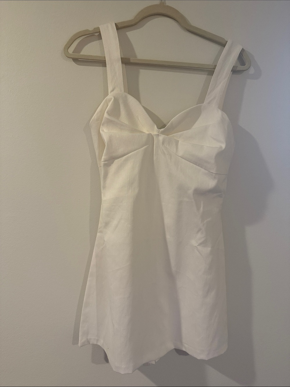 Simple White Sleeveless Mini Dress